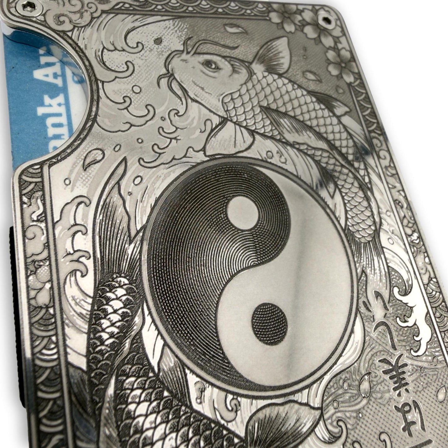 Moxxley MX-412 engraved credit card holder – tattoo design close-up detail (front)