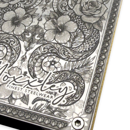 Moxxley MX-405 engraved credit card holder – tattoo design close-up detail (front)