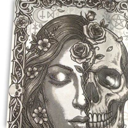 Moxxley MX-402 engraved credit card holder – tattoo design close-up detail (front)