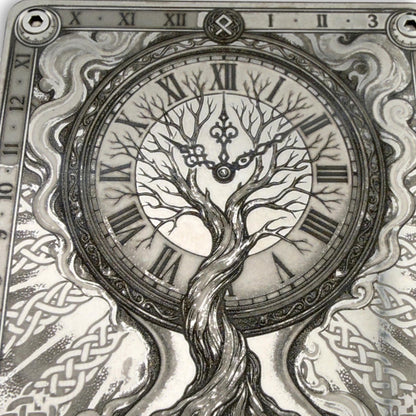 Moxxley MX-414 engraved credit card holder – tattoo design close-up detail (front)