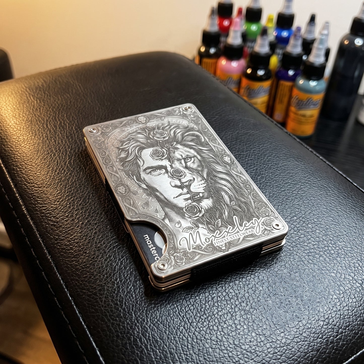 Moxxley MX-402 minimalist metal card holder – slim wallet, gift for men