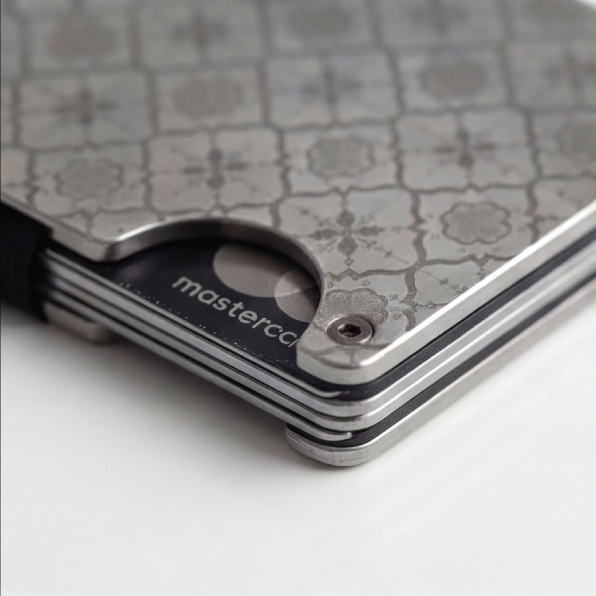 Moxxley MX-305 slim metal credit card holder – 316 stainless steel minimalist wallet