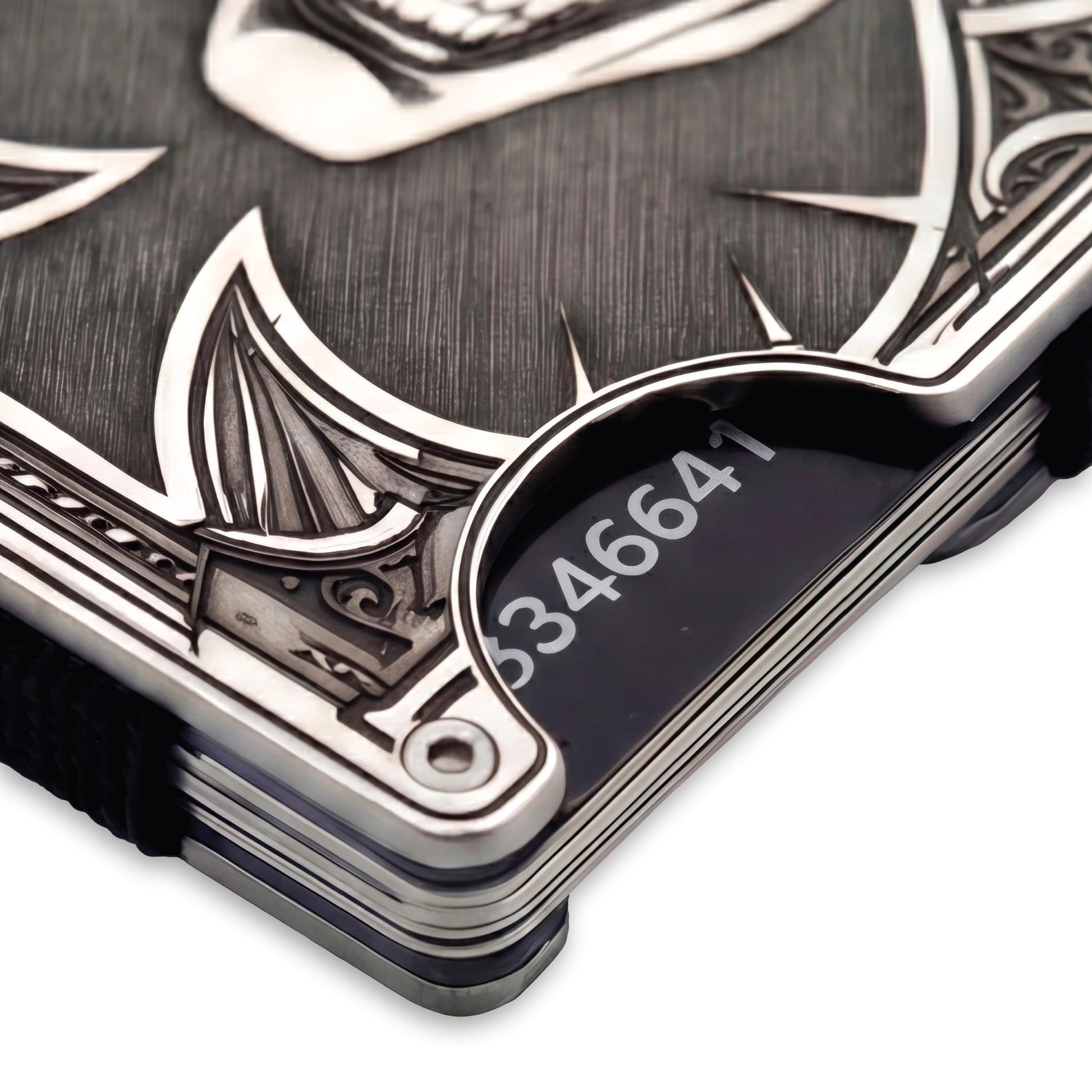 Moxxley MX-338 metal credit card holder – slim stainless steel wallet, playing-card design
