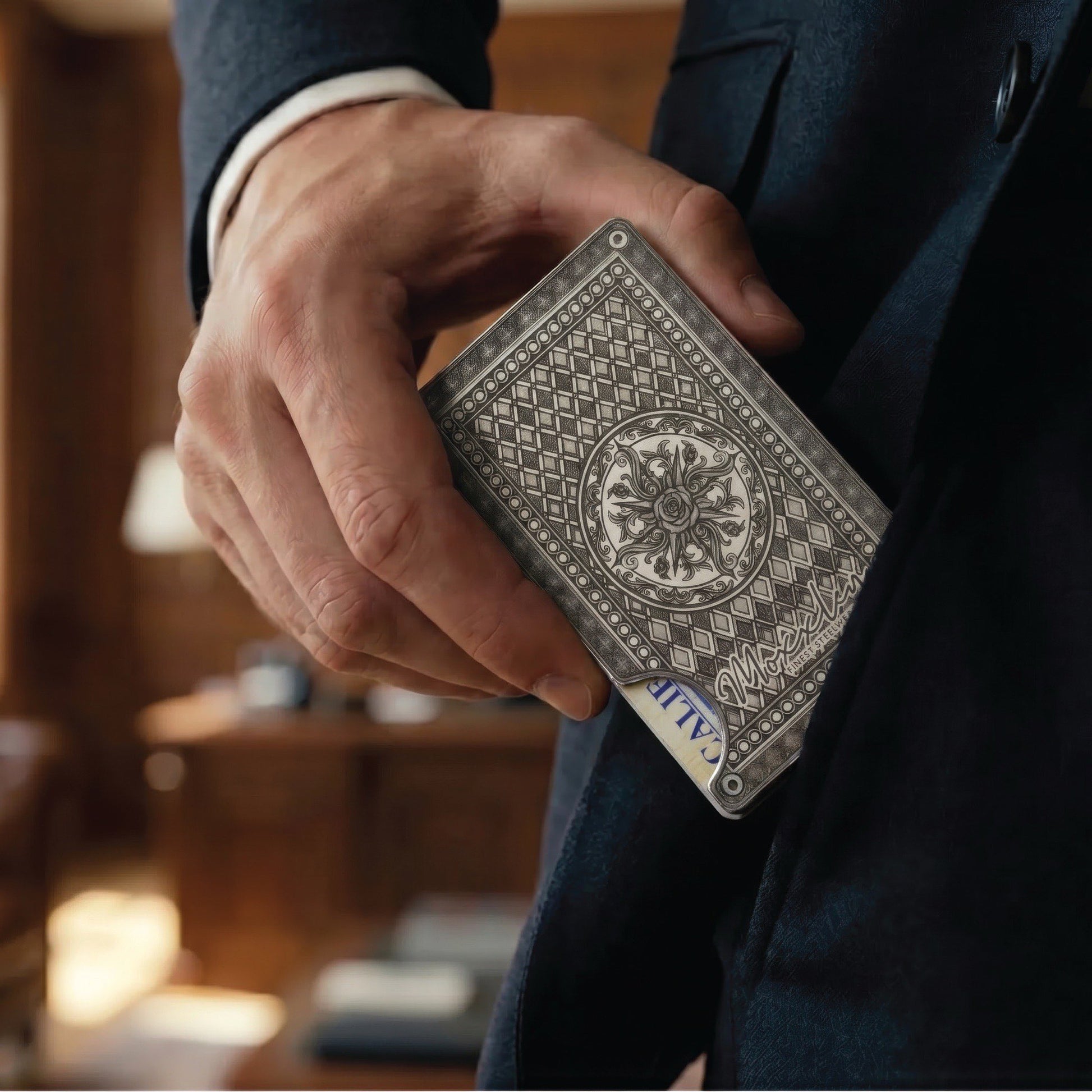 Moxxley MX-340 metal credit card holder – slim stainless steel wallet with money clip, playing-card design
