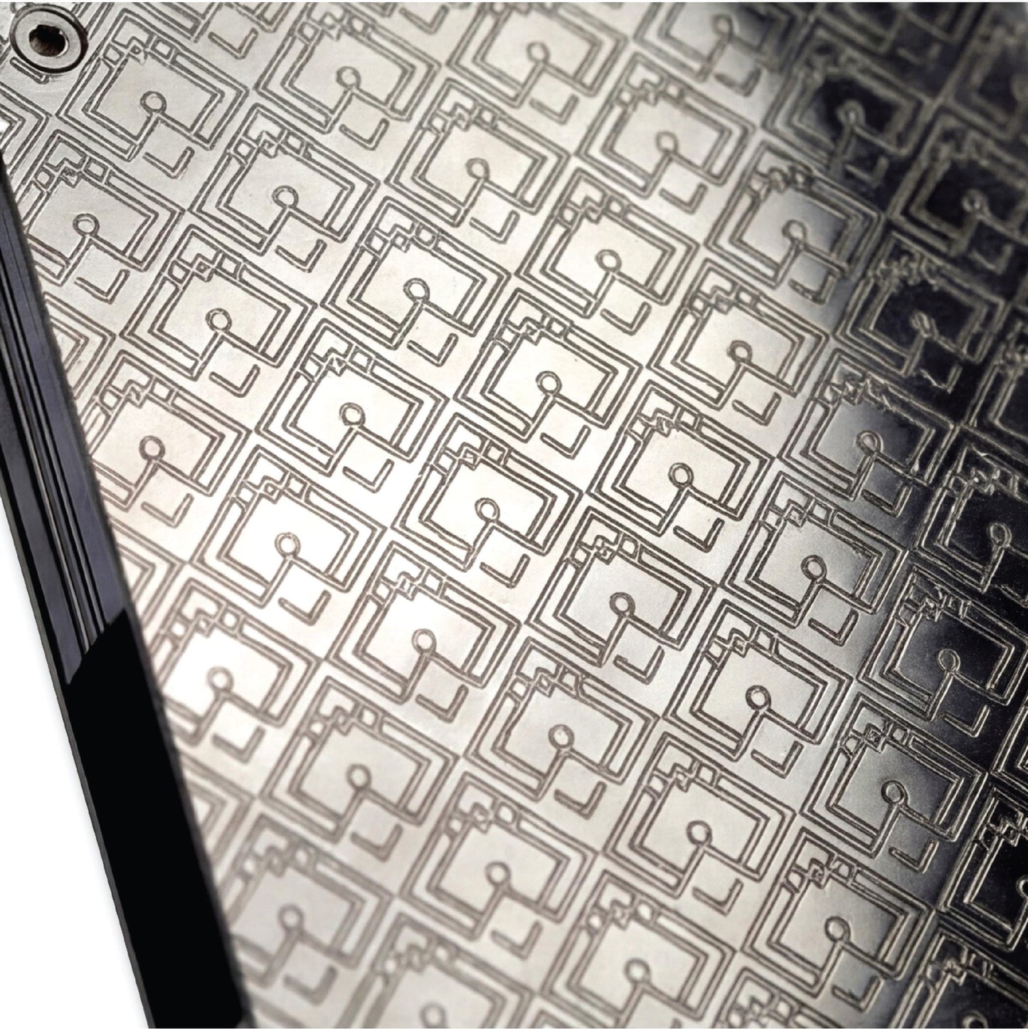 Moxxley MX-231 slim metal credit card holder – 316 stainless steel minimalist wallet with money clip