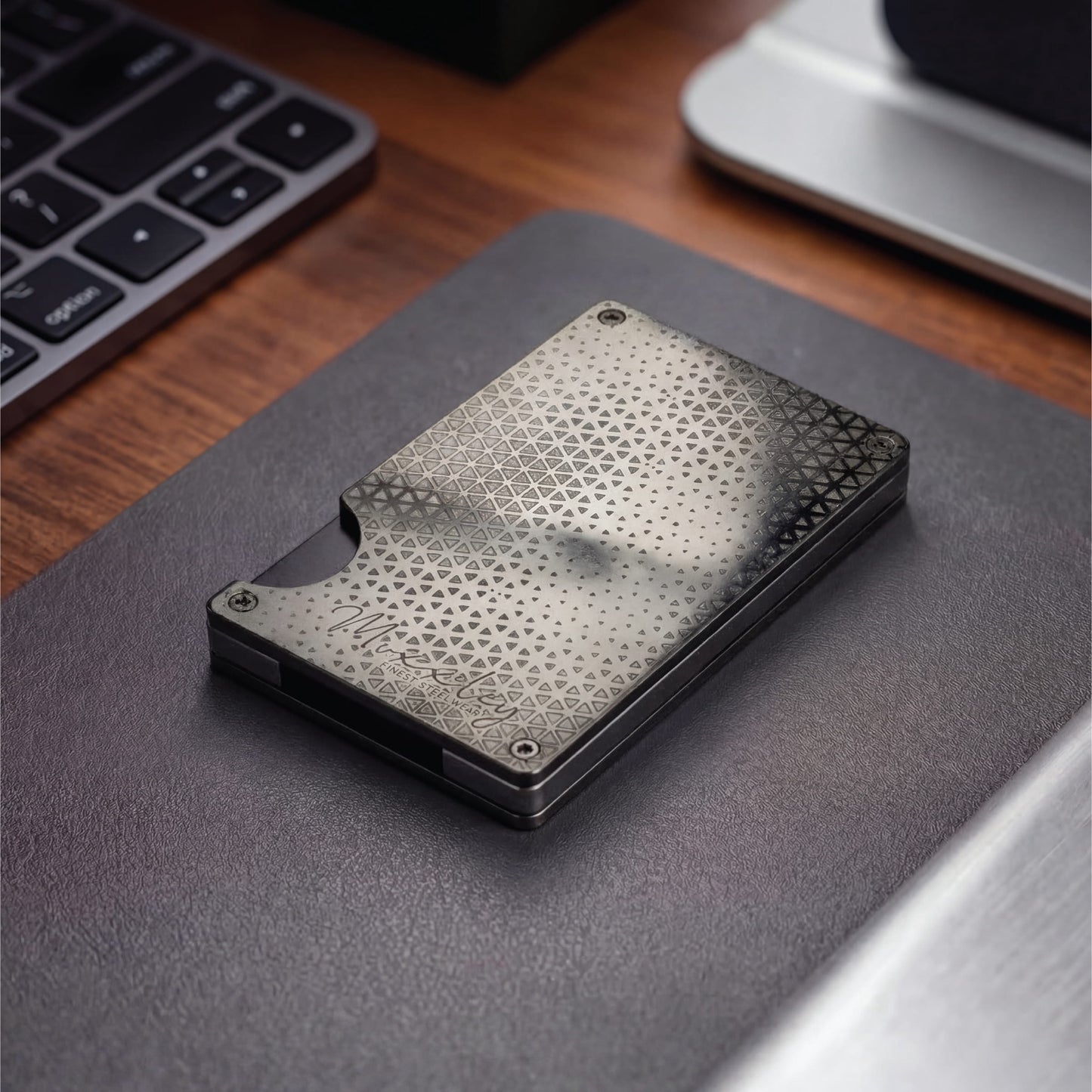 Moxxley MX-300 slim metal credit card holder – 316 stainless steel minimalist wallet with money clip
