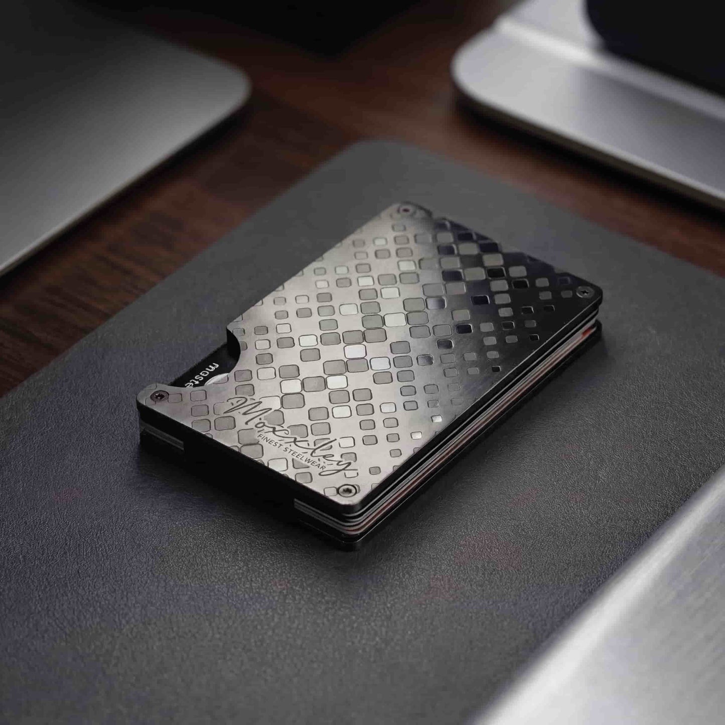 Moxxley MX-301 slim metal credit card holder – 316 stainless steel minimalist wallet with money clip