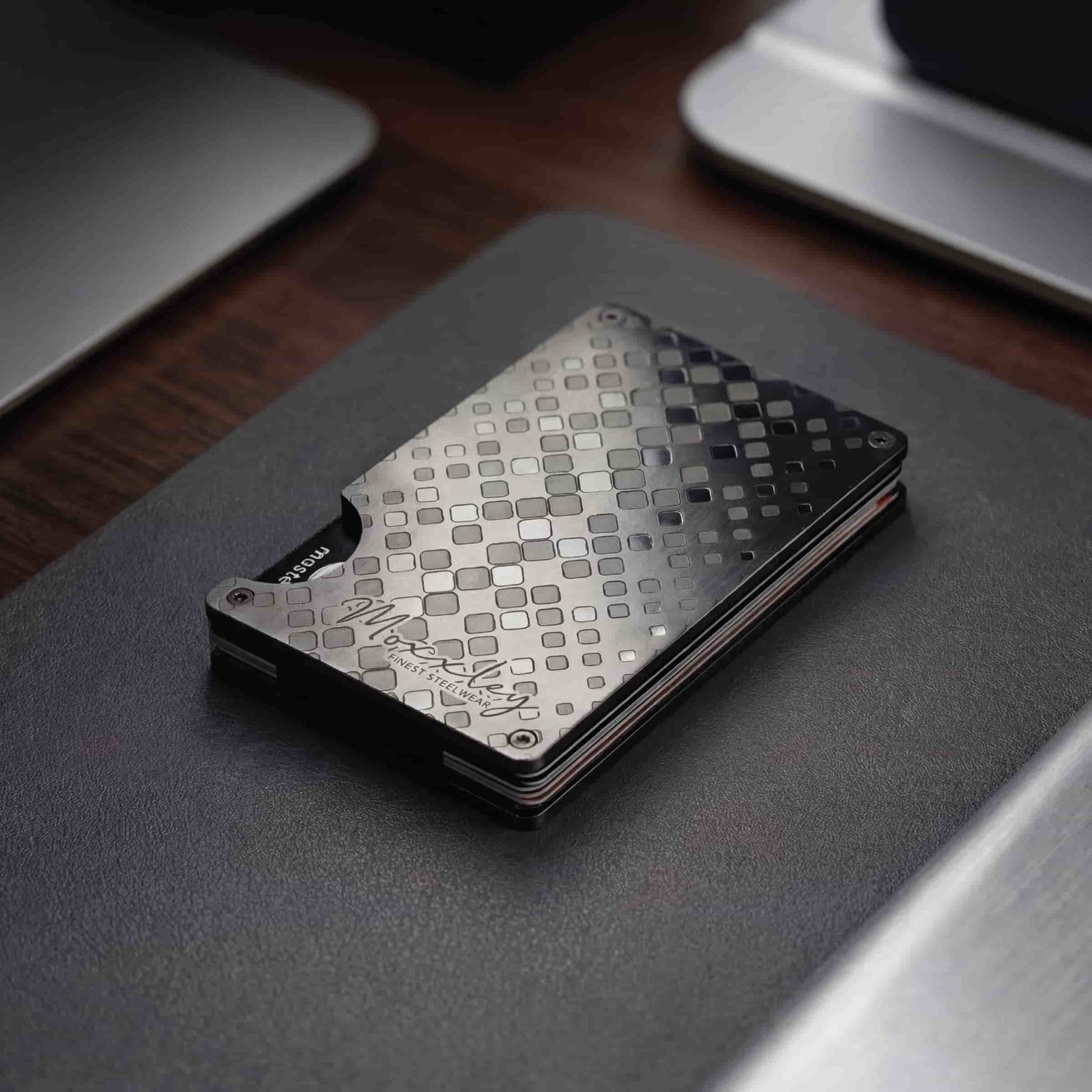 Moxxley MX-301 slim metal credit card holder – 316 stainless steel minimalist wallet with money clip