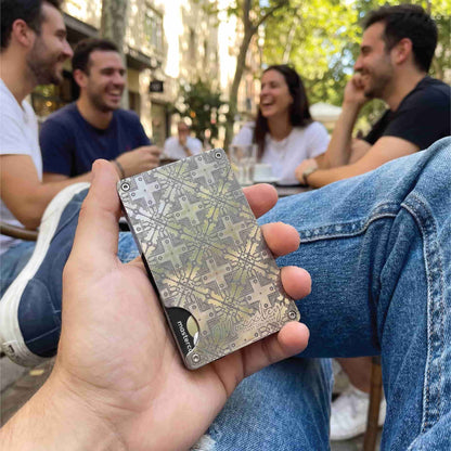 Moxxley MX-304 slim metal credit card holder – 316 stainless steel minimalist wallet with money clip