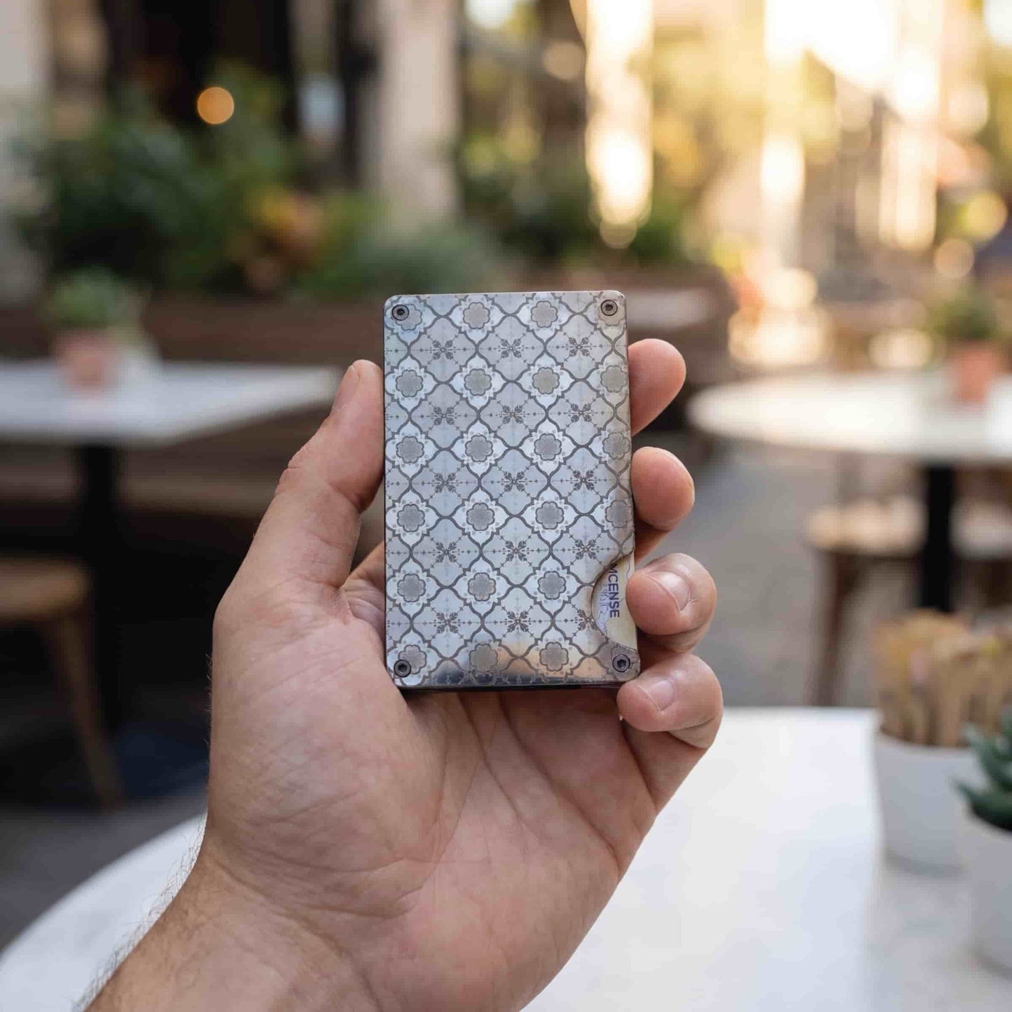 Moxxley MX-305 slim metal credit card holder – 316 stainless steel minimalist wallet with money clip